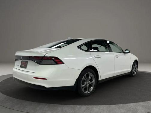 White 2023 Honda Accord EX