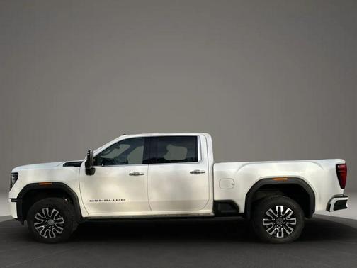 White 2024 GMC Sierra 2500 Denali Ultimate