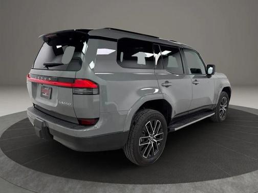 Gray 2025 Lexus GX 550 Premium+