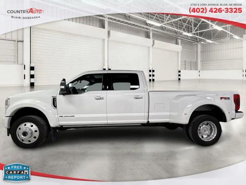 White 2022 Ford F-450 Platinum