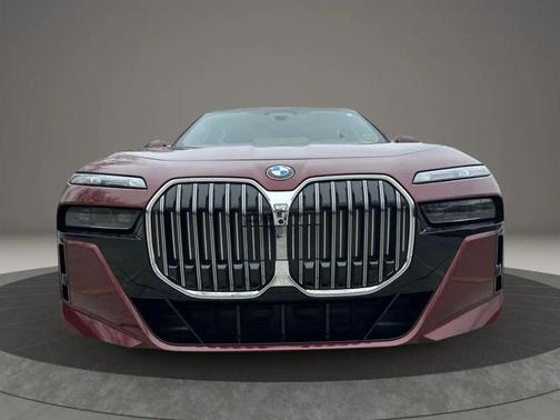Red 2025 BMW 760 xDrive