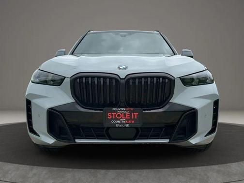 Gray 2024 BMW X5 xDrive40i