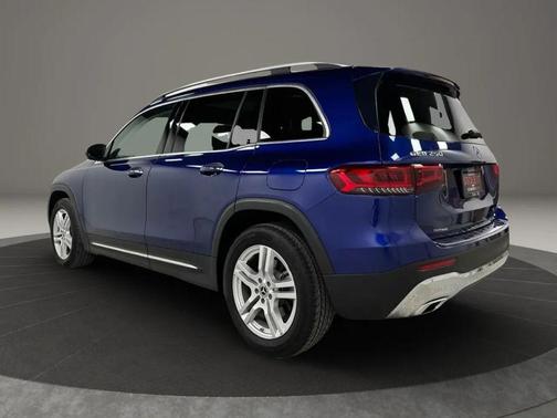 Blue 2022 Mercedes-Benz GLB 250 4MATIC