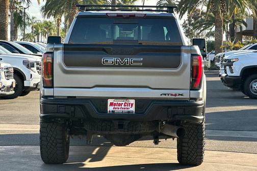 2024 GMC Sierra 2500 AT4