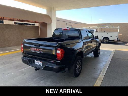 2023 GMC Canyon AT4