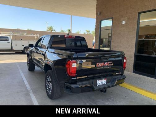2023 GMC Canyon AT4