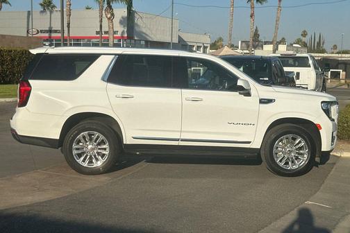 2024 GMC Yukon SLT