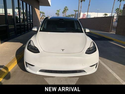 2023 Tesla Model Y Long Range Dual Motor All-Wheel Drive