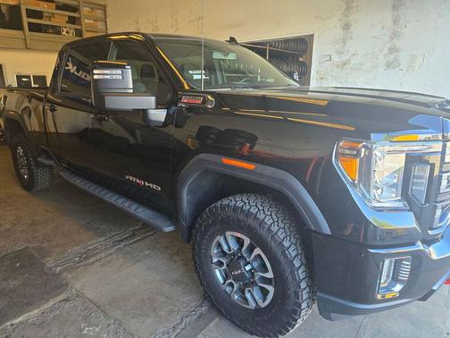 2022 GMC Sierra 2500 AT4