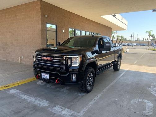 2022 GMC Sierra 2500 AT4