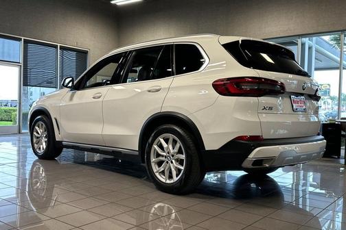 2023 BMW X5 xDrive40i
