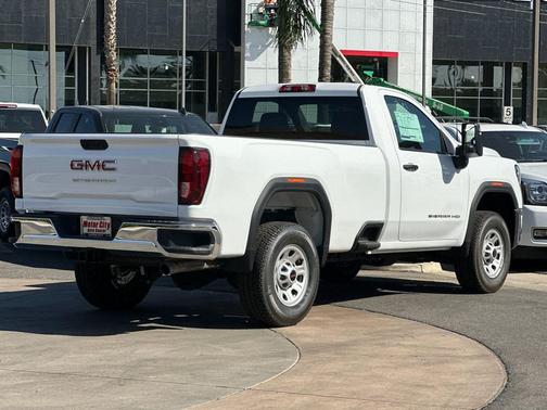 2025 GMC Sierra 2500 Base