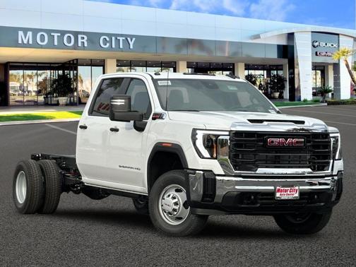 2026 GMC Sierra 3500 Base
