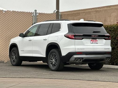 2026 GMC Acadia Elevation FWD