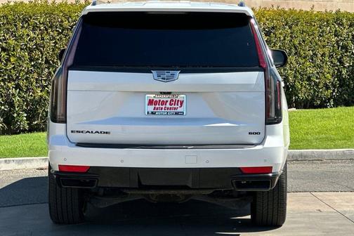 2021 Cadillac Escalade Sport