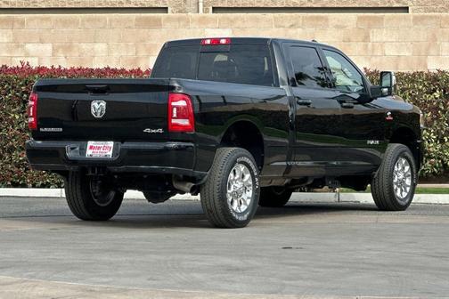 2024 RAM 2500 Laramie Crew Cab 4x4 6'4' Box