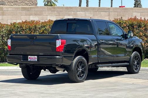 2019 Nissan Titan XD SL