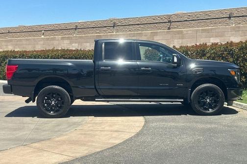 2019 Nissan Titan XD SL