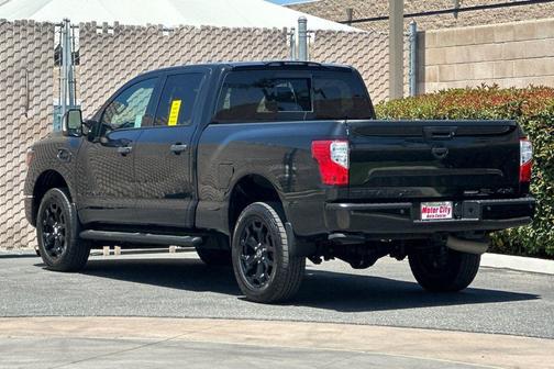 2019 Nissan Titan XD SL