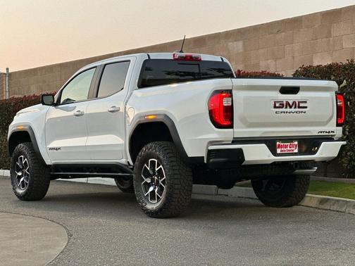 2026 GMC Canyon AT4X