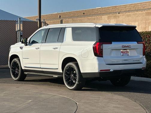 2026 GMC Yukon XL 4WD Elevation