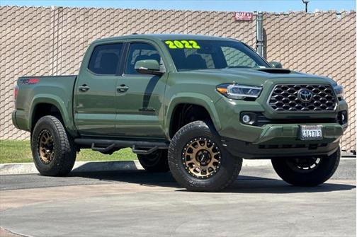 2022 Toyota Tacoma TRD Sport