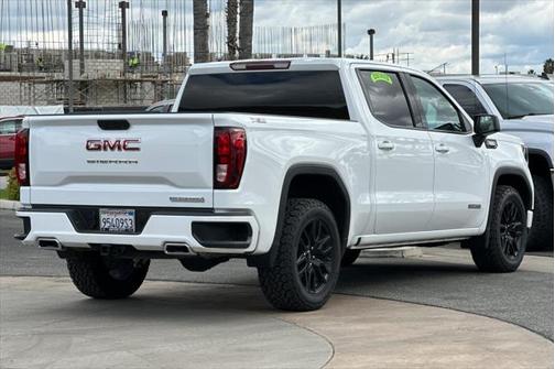 2023 GMC Sierra 1500 Elevation