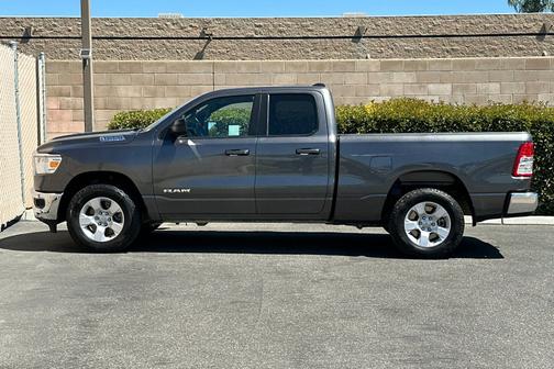 Granite Crystal Metallic Clearcoat 2022 RAM 1500 Lone Star Quad Cab 4x4 6'4  Box