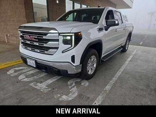 2024 GMC Sierra 1500 SLE
