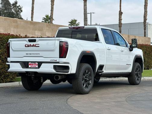 2026 GMC Sierra 2500 AT4