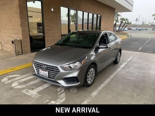 2022 Hyundai Accent SE