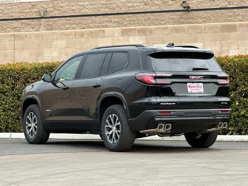2026 GMC Acadia AWD AT4