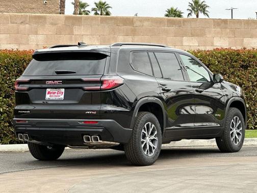 2026 GMC Acadia AWD AT4