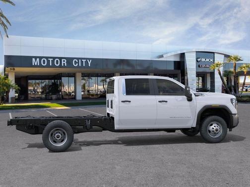 2025 GMC Sierra 3500 Base