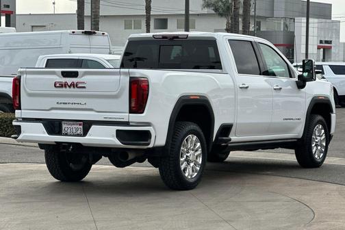 2022 GMC Sierra 2500 Denali