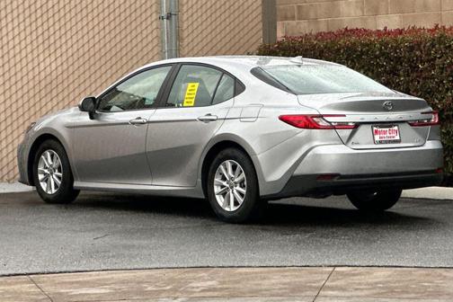 2025 Toyota Camry XLE