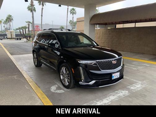 2023 Cadillac XT6 Premium Luxury FWD