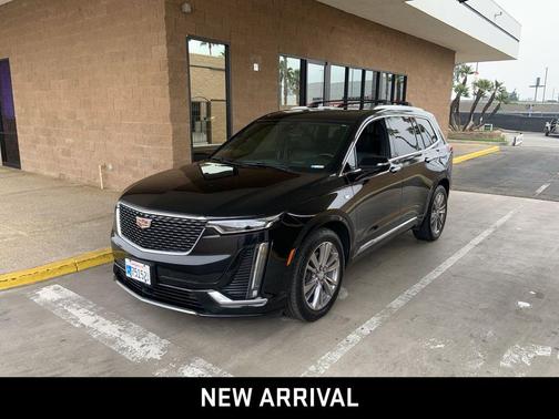 2023 Cadillac XT6 Premium Luxury FWD