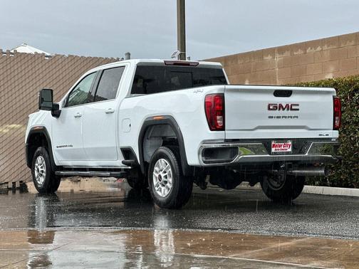 2025 GMC Sierra 2500 SLE