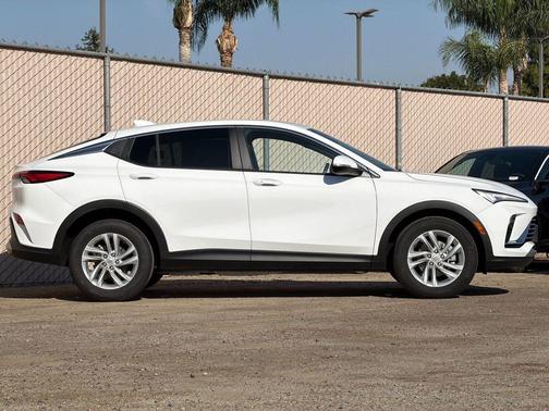 2025 Buick Envista Preferred FWD