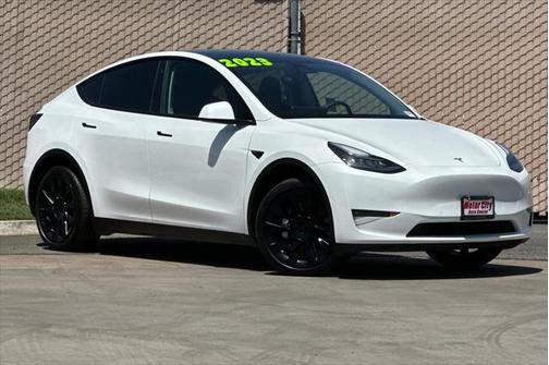 2023 Tesla Model Y Long Range Dual Motor All-Wheel Drive