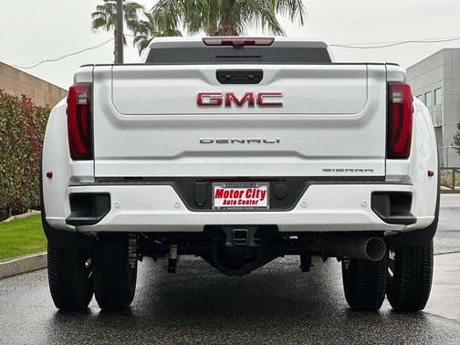 2026 GMC Sierra 3500 Denali