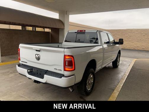 2024 RAM 2500 Laramie Crew Cab 4x4 6'4' Box