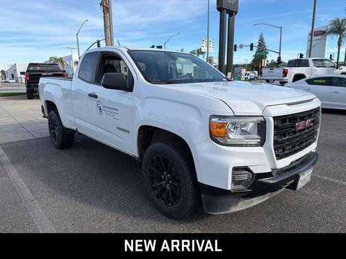 2022 GMC Canyon Elevation Standard