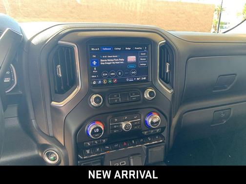 2023 GMC Sierra 2500 AT4
