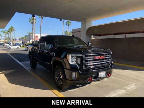 2023 GMC Sierra 2500 AT4