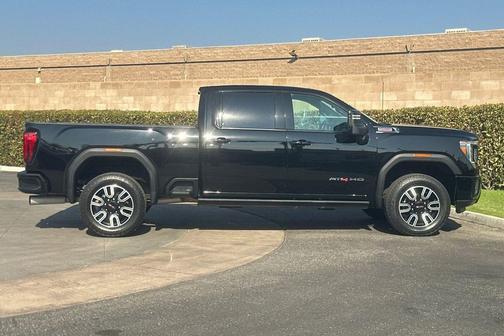 2023 GMC Sierra 2500 AT4