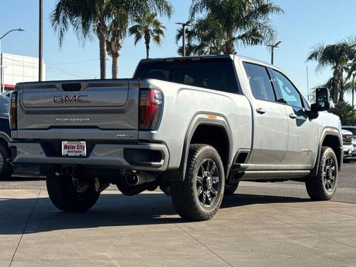 2026 GMC Sierra 2500 AT4