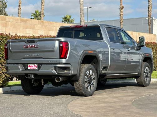 2025 GMC Sierra 2500 Denali