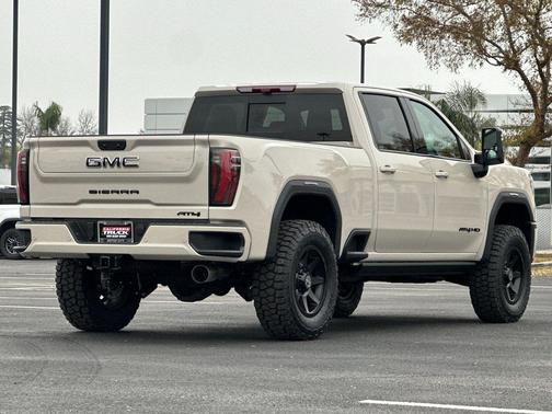 2026 GMC Sierra 2500 AT4